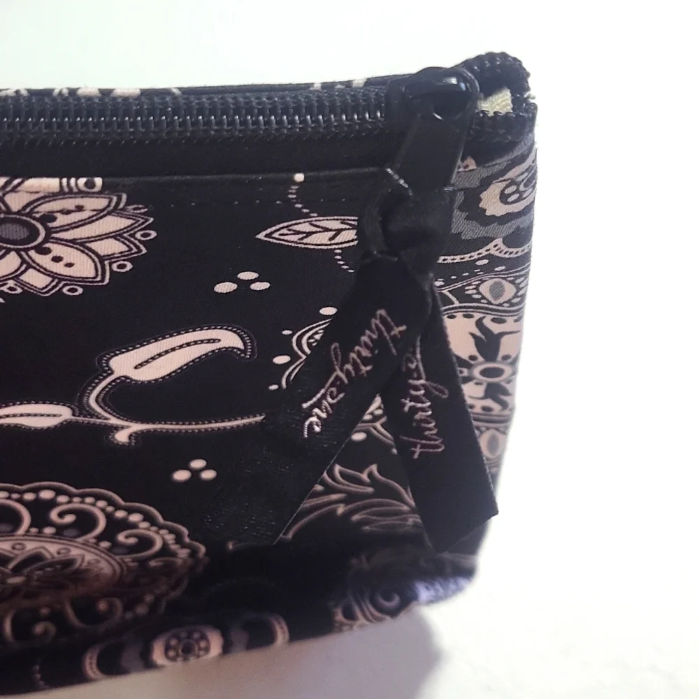 THIRTY-ONE Black White Floral Plastic Lined Zippered Pouch